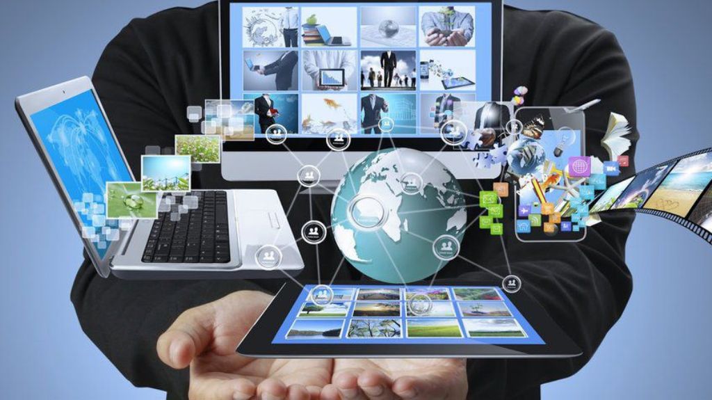 Ứng dụng công nghệ số trong việc tiếp nhận, xử lý thông tin, phản ánh về quy định pháp luật 